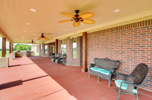 Foto 36 - Huge Family-friendly Texas Ranch Home w/ Grill