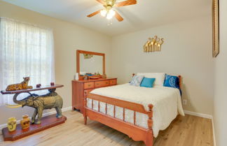 Photo 2 - Cozy Stafford Home w/ Outdoor Pool: Pets Welcome