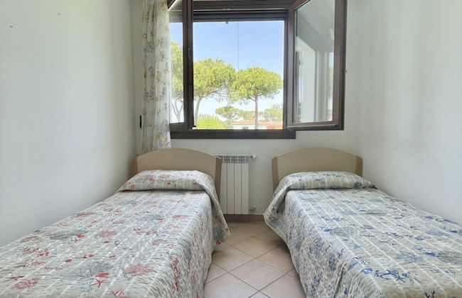 Fantastic Villa With Pool for 7 Guests on Albarella - Foto 2