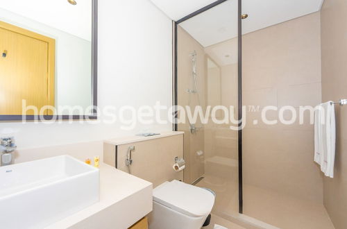 Photo 11 - HomesGetaway-Golf Suites Dubai Hills 1BR