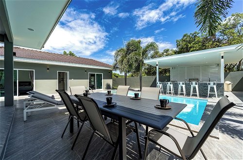 Photo 30 - Modern Pool Villa with 5 Bedrooms - EDO