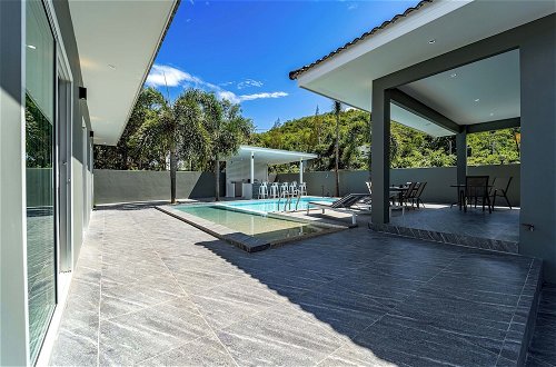 Foto 33 - Modern Pool Villa with 5 Bedrooms - EDO