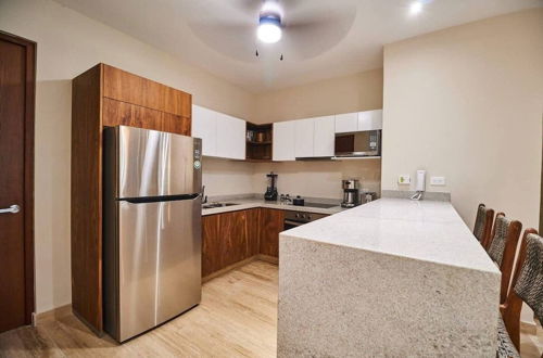 Photo 11 - 2 Br. Spacious Great Located Top Lx Amenities