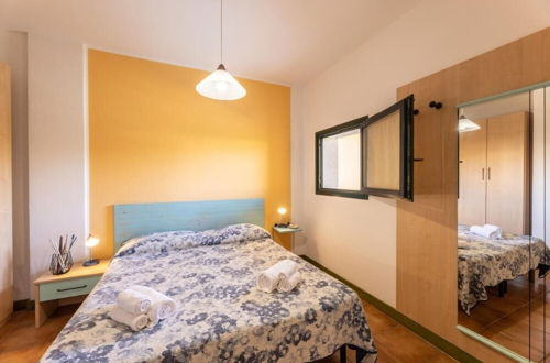 Photo 9 - Quaint Residence I Mirti Bianchi 2 Bedroom Apartment Sleeps 6 Trilo 6