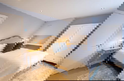 Photo 26 - CHU - Two Bed Notting Hill Gem