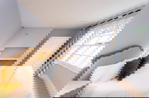 Photo 29 - CHU - Two Bed Notting Hill Gem