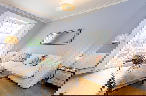 Photo 2 - CHU - Two Bed Notting Hill Gem