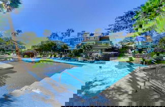Photo 2 - 11B Mariners Walk by Avantstay Direct Beach Access! Views Communal Pool