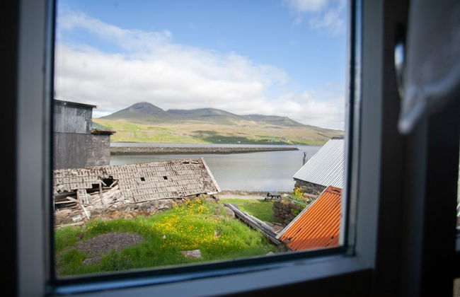 Cozy House In The Idyllic Village Of Haldórsvík - Photo 1
