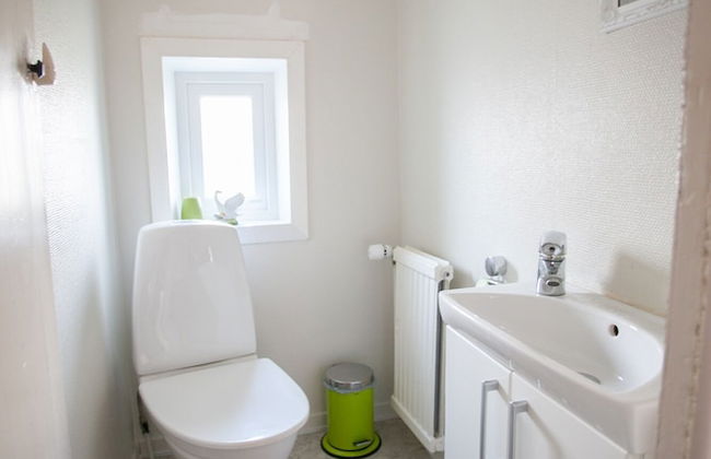 Cozy House In The Idyllic Village Of Haldórsvík - Photo 12