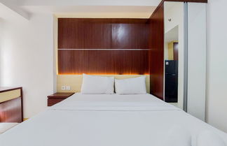 Photo 3 - Fancy And Nice Studio Apartment At 19Th Floor M-Town Residence Travelio