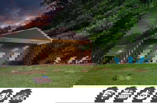 Foto 1 - The Boho Barn 1 Bedroom Farmhouse by RedAwning