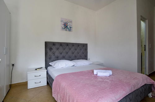 Photo 2 - Studio Flat w Garden and Balcony in Ulcinj