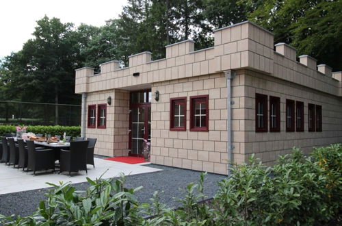 Photo 25 - Designed Home With Bedstead Surrounded by Forest