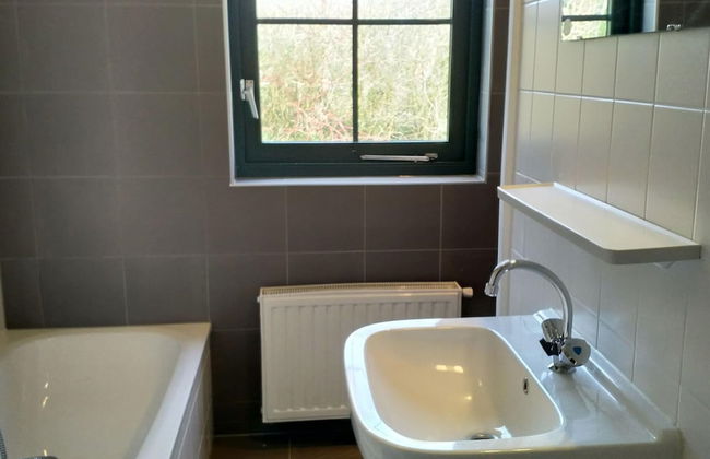 Cozy Furnished House with Garden near Nature Reserve - Foto 6