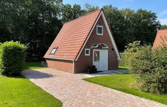 Photo 1 - Holiday Home Near Langweerder Wielen