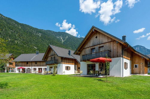 Foto 49 - Luxury Chalet in Obertraun With Pool