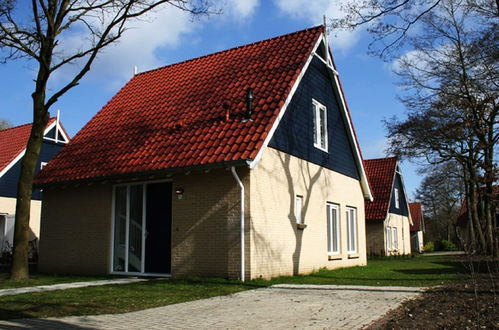 Photo 4 - Spacious Holiday Home With Wifi, 20 km. From Assen