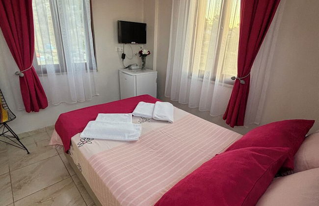 Zeus kır evi - Foto 22