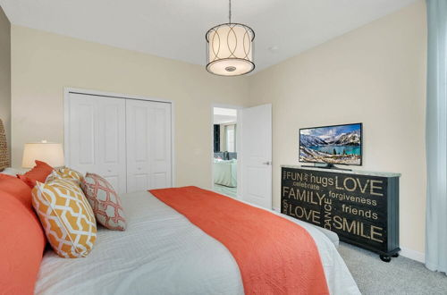 Foto 16 - 5 Bedroom Single Family Storey Lake Resort Close to Disney 4759