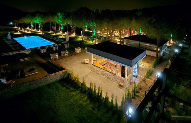 Welllife Hotels & Restaurant - Foto 1
