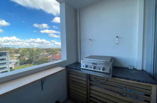 Photo 4 - Spacious One Bedroom Apartment- With Large Balcony