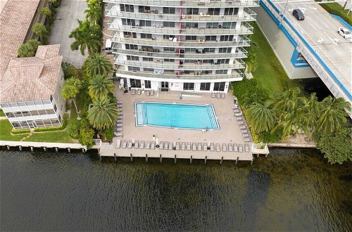 Photo 40 - Incredible Bay View 3 Bed Private Floor Apt 1101 BW Resort Miami FL