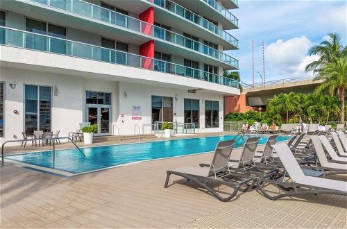 Photo 38 - Incredible Bay View 3 Bed Private Floor Apt 1101 BW Resort Miami FL