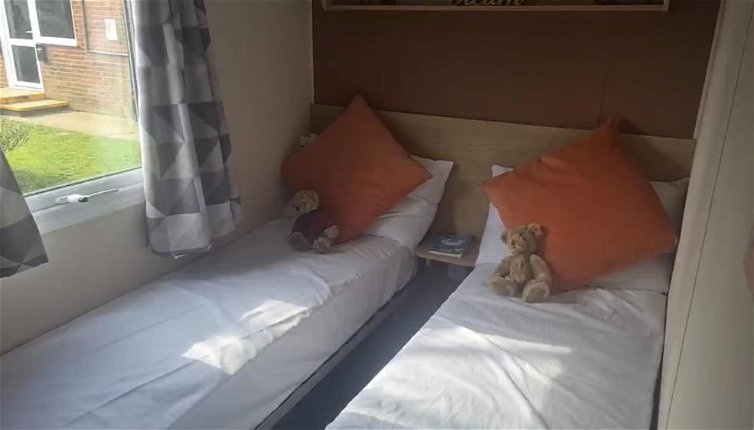 Photo 1 - 3 Bedroom Caravan Near Mablethorpe