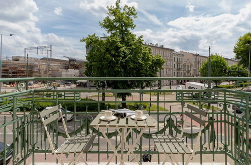 Photo 16 - Krakow Old Town Apartment by Renters