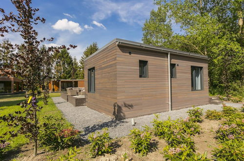 Photo 18 - Modern Chalet With a Dishwasher Near Almelo