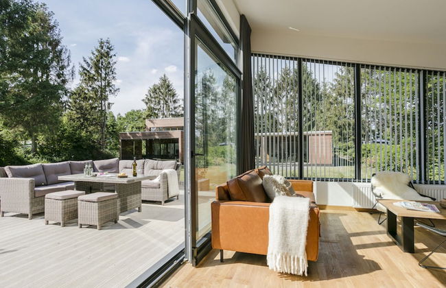 Modern Forest Chalet - Foto 27