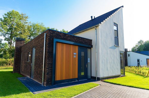 Photo 34 - Modern Villa With Large Kitchen in Limburg