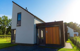 Foto 1 - Modern Villa With Large Kitchen in Limburg