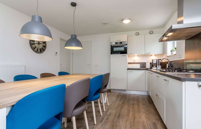 Nice Villa With Sauna, Whirlpool & Steam Shower - Photo 14