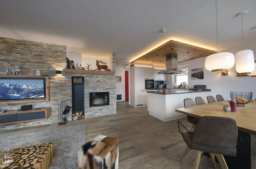 Foto 5 - Very Luxurious Chalet Consisting of two Apartments