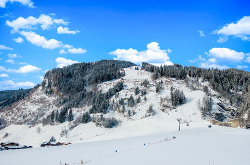 Photo 38 - Large Apartment With Balcony & Terrace on Ski Slope