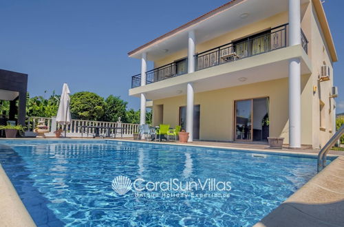 Foto 53 - Impressive Villa Exclusive Sea Caves Walk to Taverns Sleeps 11 Ref 507