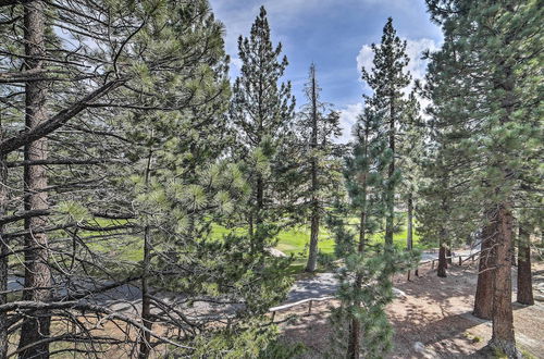 Foto 7 - Modern Mammoth Lakes Condo: Ski, Hike, & More