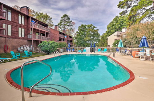 Photo 17 - Lakefront Hot Springs Condo w/ Boat Dock