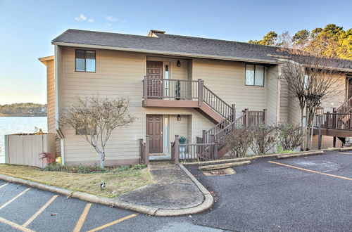 Photo 15 - Lakefront Hot Springs Condo w/ Boat Dock