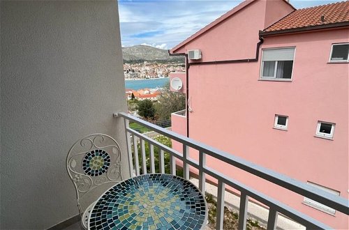 Foto 10 - A3 apt With Balcony and sea View, 3 min to Beach