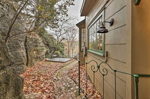 Photo 30 - Cozy Eureka Springs Cottage, Walk to Dtwn