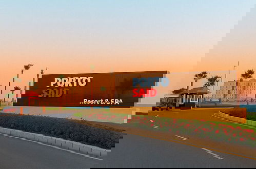 Foto 32 - Beachfront Chalet in Porto Said With