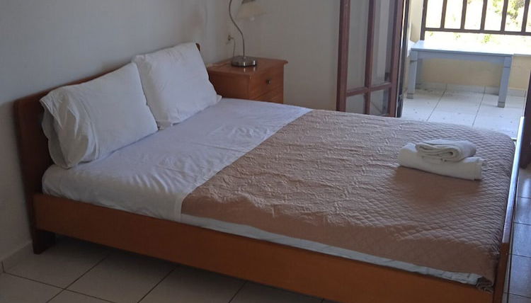 Foto 1 - Room in Apartment - Budget Studio 8 km Away From Malia