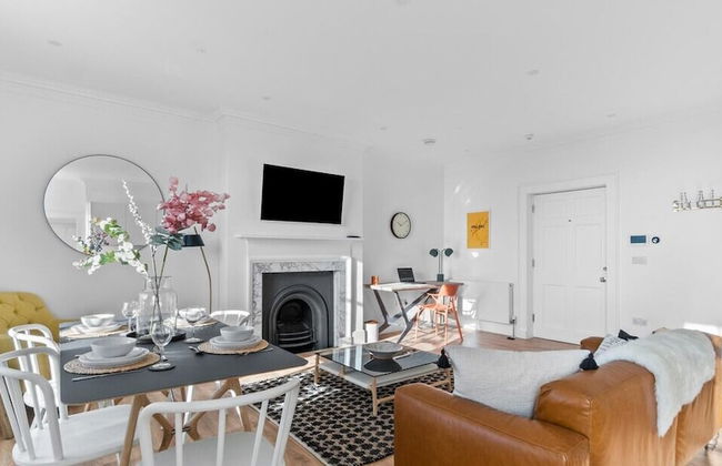 Churchill's Residence By Pureserviced - Photo 9