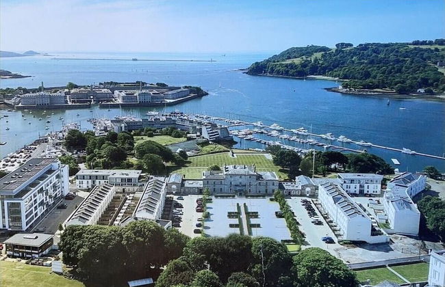 Churchill's Residence By Pureserviced - Photo 3