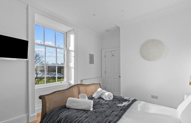 Churchill's Residence By Pureserviced - Photo 22