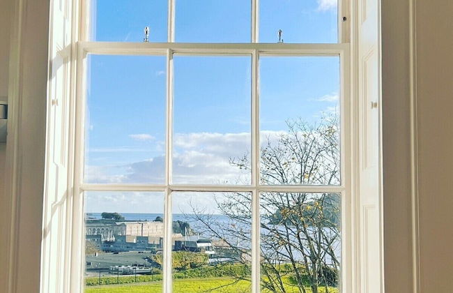 Churchill's Residence By Pureserviced - Photo 29