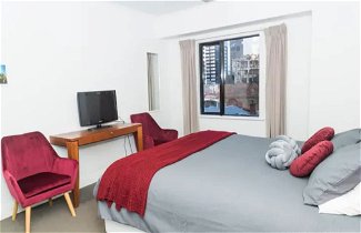 Foto 1 - Cozy Room With King Bed In Cbd W/ Gym And Pool
